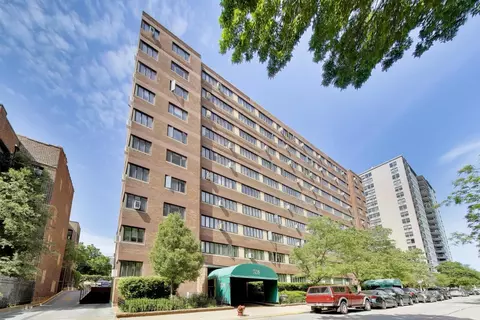 708 W Bittersweet Pl #1003, Chicago, IL 60613