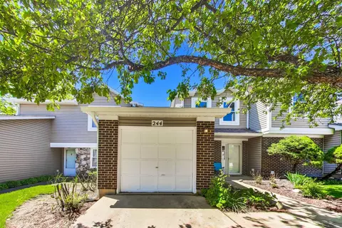 244 Coventry Ct, Bloomingdale, IL 60108
