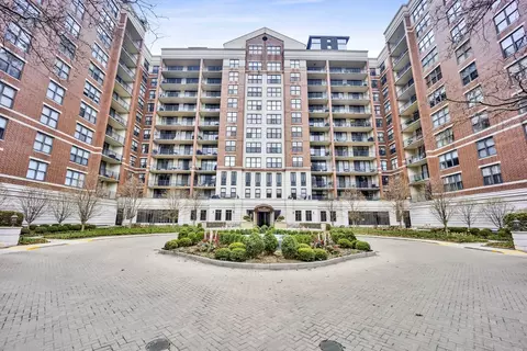 55 W Delaware Pl #1120, Chicago, IL 60610