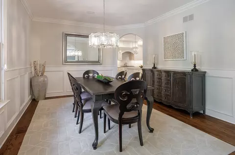 Dining - 1726 Kay Rd, Wheaton, IL 60187 photo 1 of 4
