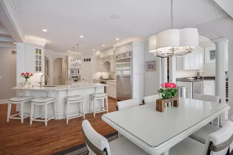 Kitchen - 1726 Kay Rd, Wheaton, IL 60187 photo 3 of 4
