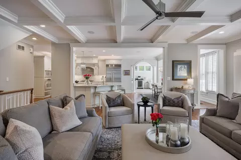 Living - 1726 Kay Rd, Wheaton, IL 60187 photo 4 of 4