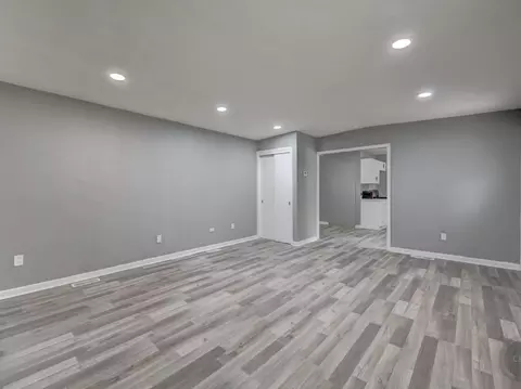 Living - 23126 W Oak St, Plainfield, IL 60544 photo 3 of 3