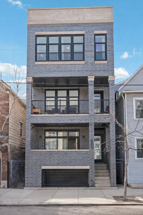 2438 N Western Ave #3, Chicago, IL 60647