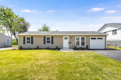 221 Gordon Ave, Romeoville, IL 60446