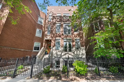 3806 N Damen Ave #1, Chicago, IL 60618