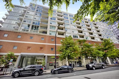 909 W Washington Blvd #912, Chicago, IL 60607