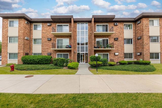 4112 W 98th St #203, Oak Lawn, IL 60453