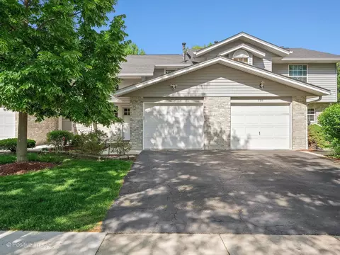 718 N Tamarac Blvd, Addison, IL 60101
