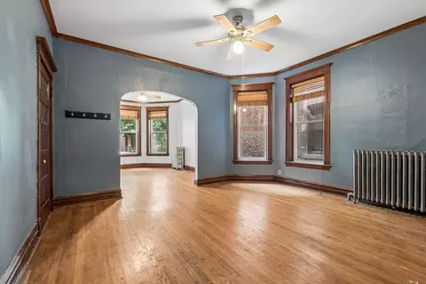 Living - 4734 N Artesian Ave, Chicago, IL 60625 photo 3 of 3