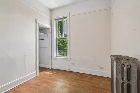 Bedroom - 4734 N Artesian Ave, Chicago, IL 60625 photo 5 of 5