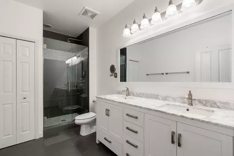 Bath - 228 E Cullerton St, Chicago, IL 60616 photo 2 of 3