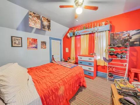 Bedroom - 433 Arlington Ave, Elgin, IL 60120 photo 4 of 10