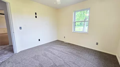 Bedroom - 787 Walnut Hill Rd, Centralia, IL 62801 photo 1 of 4