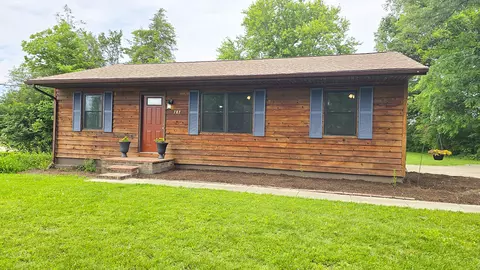 Exterior - 787 Walnut Hill Rd, Centralia, IL 62801 photo 1 of 13