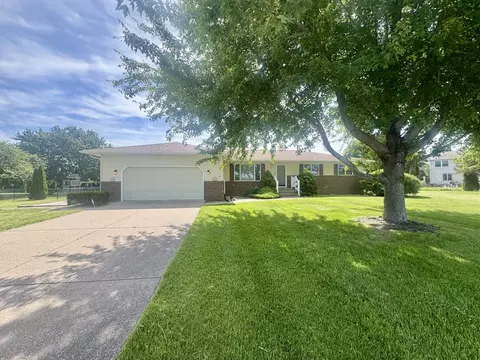 11603 1st St, Milan, IL 61264