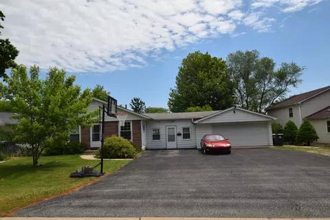 1531 N East End Ave, Round Lake Beach, IL 60073