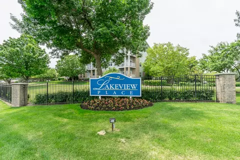 1291 W Lake St, Addison, IL 60101