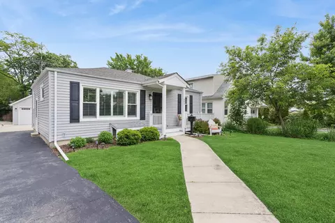 343 S Brewster Ave, Lombard, IL 60148