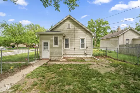 Exterior - 1501 S 7th Ave, Kankakee, IL 60901 photo 1 of 9