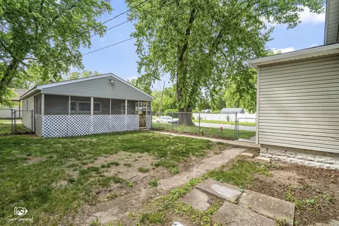 Exterior - 1501 S 7th Ave, Kankakee, IL 60901 photo 3 of 9