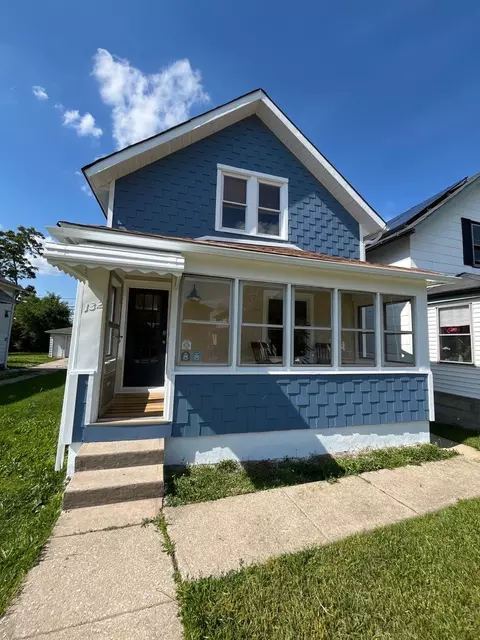 132 156th Pl, Calumet City, IL 60409