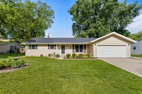 800 Van Buren St, Monticello, IL 61856