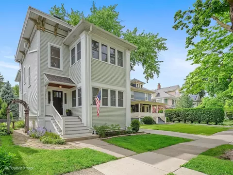 318 S Ashland Ave, La Grange, IL 60525