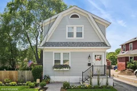 52 S Central Ave, Highwood, IL 60040