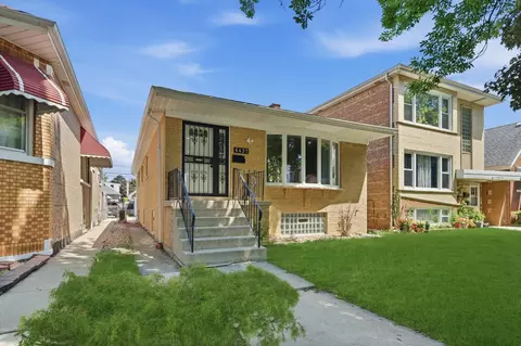 6437 S Kedvale Ave, Chicago, IL 60629