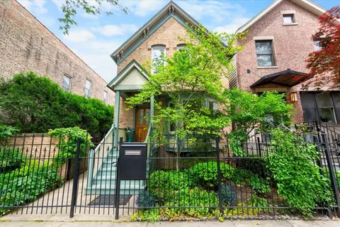 2324 W Mclean Ave, Chicago, IL 60647