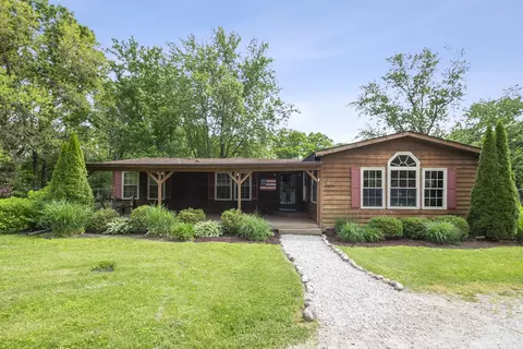 Exterior - 1801 Richton Rd, Steger, IL 60475 photo 2 of 13