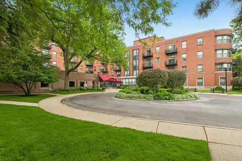 5200 S Ellis Ave #408, Chicago, IL 60615