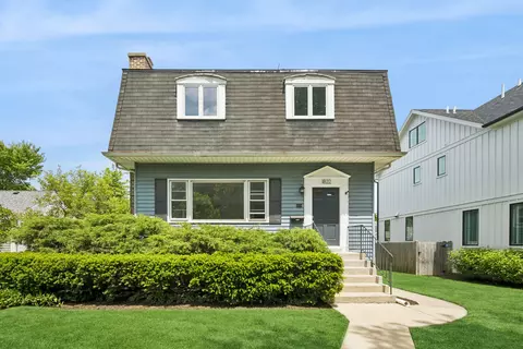 1822 Walnut Ave, Wilmette, IL 60091