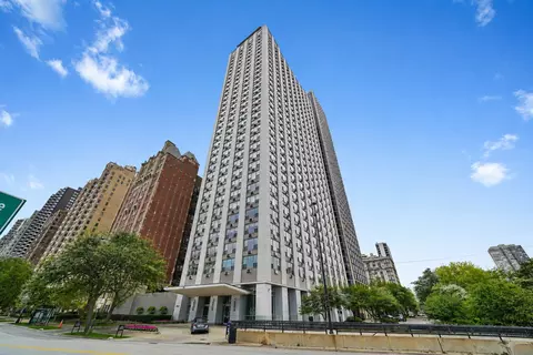 1550 N Lake Shore Dr #23E, Chicago, IL 60610