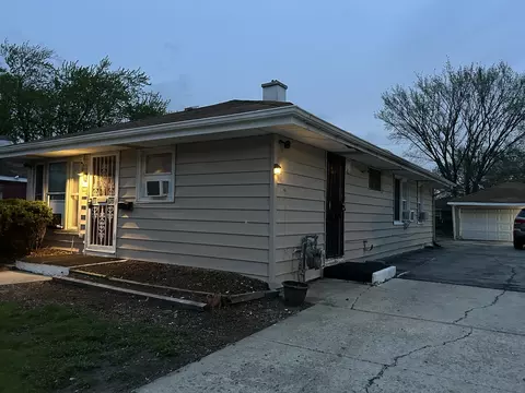 Exterior - 41 Circle Dr, Dixmoor, IL 60426 photo 2 of 3
