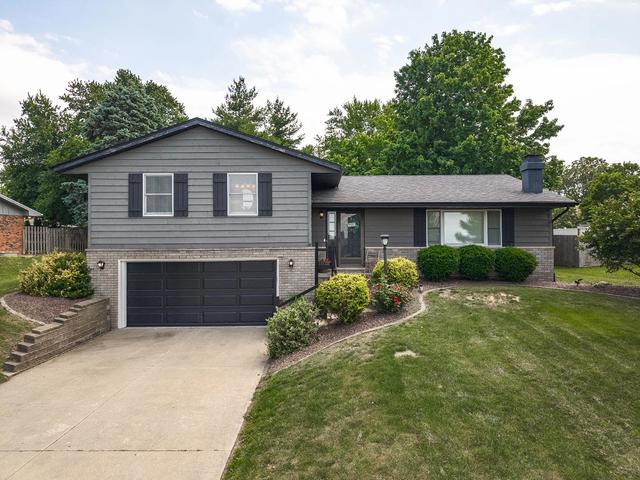 113 Boulder Dr, Gridley, IL 61744
