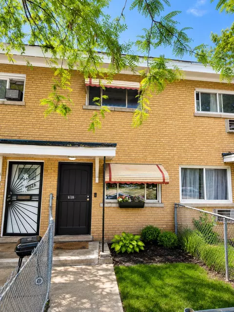 7302 S Dorchester Ave #A, Chicago, IL 60619