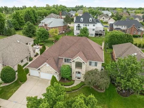 10417 Venice Ln, Orland Park, IL 60467