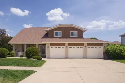 22021 Neptune Ln, Richton Park, IL 60471