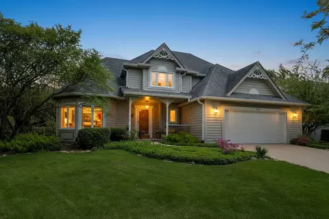 496 Waubonsee Cir, Oswego, IL 60543