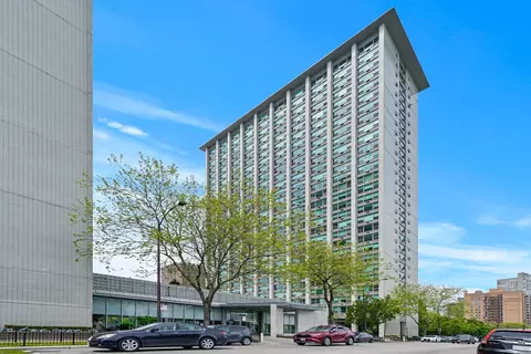 3600 N Lake Shore Dr #1816, Chicago, IL 60613