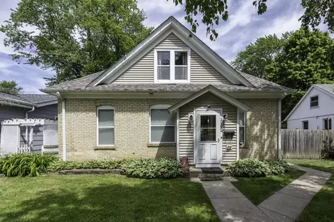 2607 Gideon Ave, Zion, IL 60099