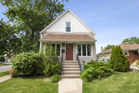 3858 W 99th St, Evergreen Park, IL 60805