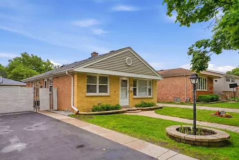 Exterior - Undisclosed, Midlothian, IL 60445 photo 2 of 6