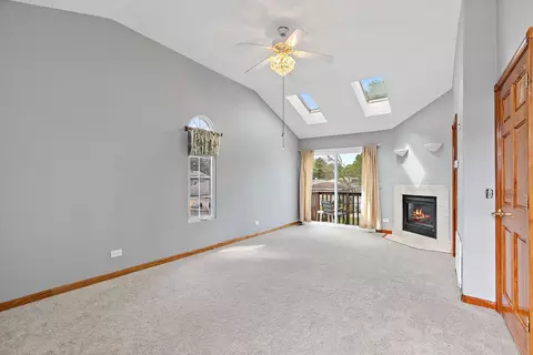 Living - 4403 Maple Ct, Rolling Meadows, IL 60008 photo 4 of 7