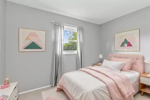 Bedroom - 4403 Maple Ct, Rolling Meadows, IL 60008 photo 6 of 8