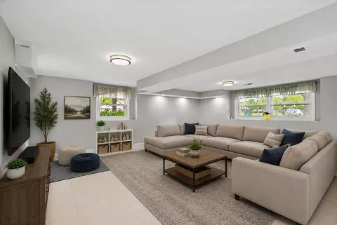 Living - 4403 Maple Ct, Rolling Meadows, IL 60008 photo 7 of 7