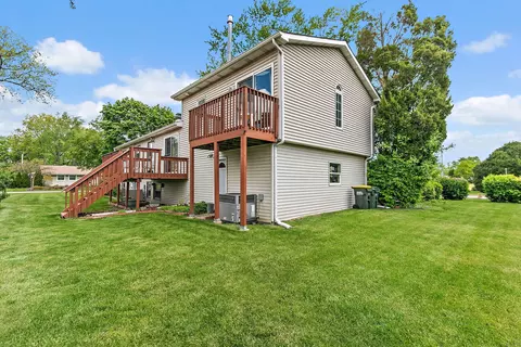 Exterior - 4403 Maple Ct, Rolling Meadows, IL 60008 photo 7 of 12