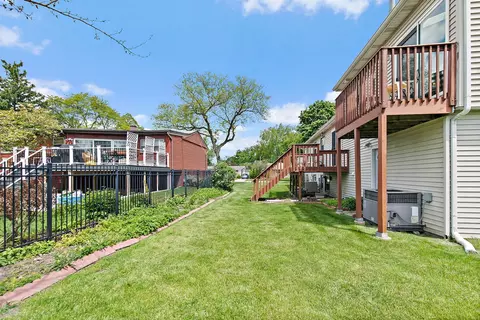Exterior - 4403 Maple Ct, Rolling Meadows, IL 60008 photo 5 of 12